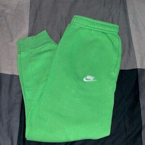 Nike Joggers